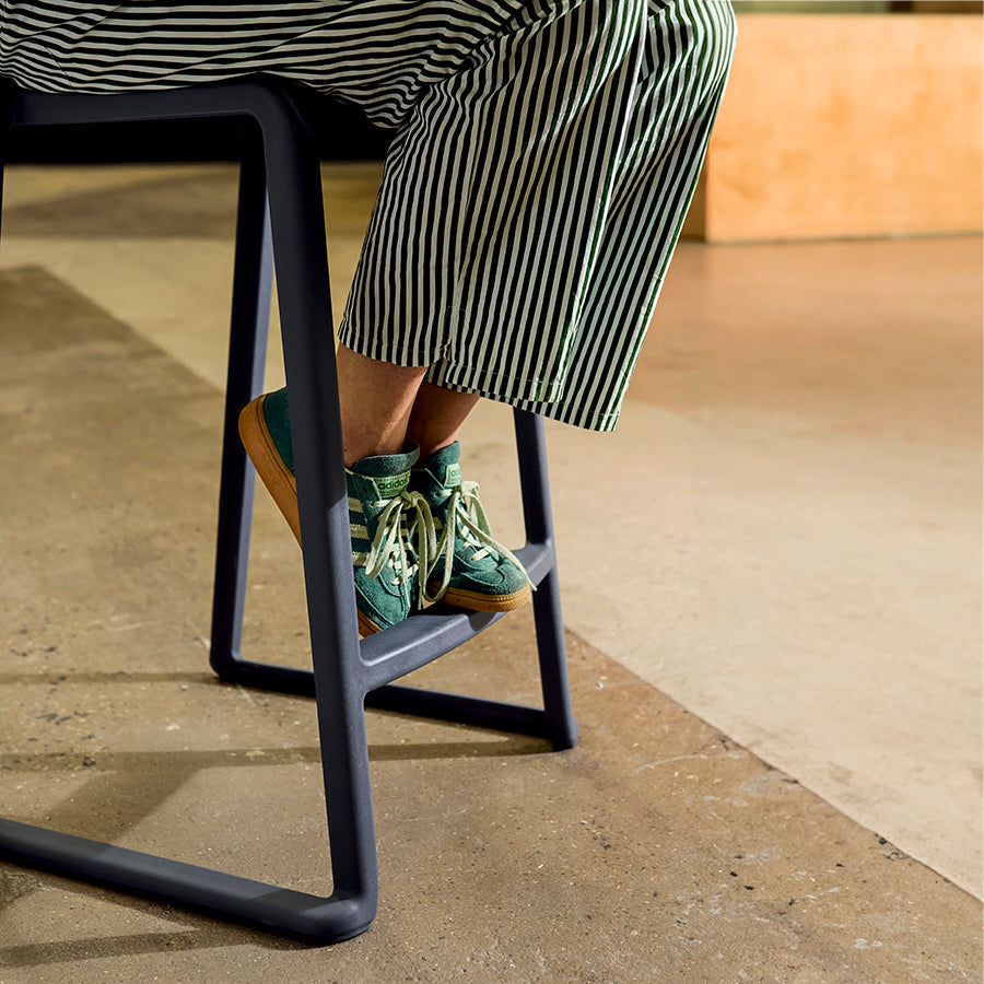 Postura+ One Piece High Back Stool