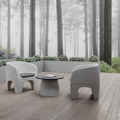 Gummy Bear Moulded Leg Outdoor Chair Grey Melange with Seat Pad and Gummy Bear Single Table Grey Melange Lifestyle Image