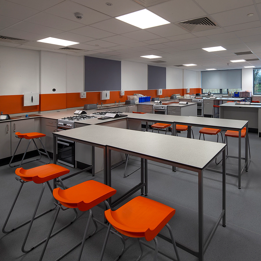 Postura+ Low Back Stool