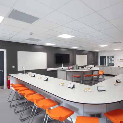 Postura+ Low Back Stool