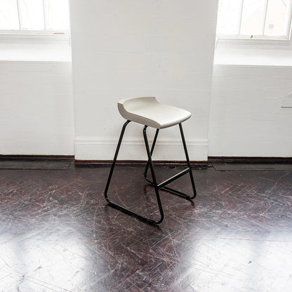 Postura+ Low Back Stool